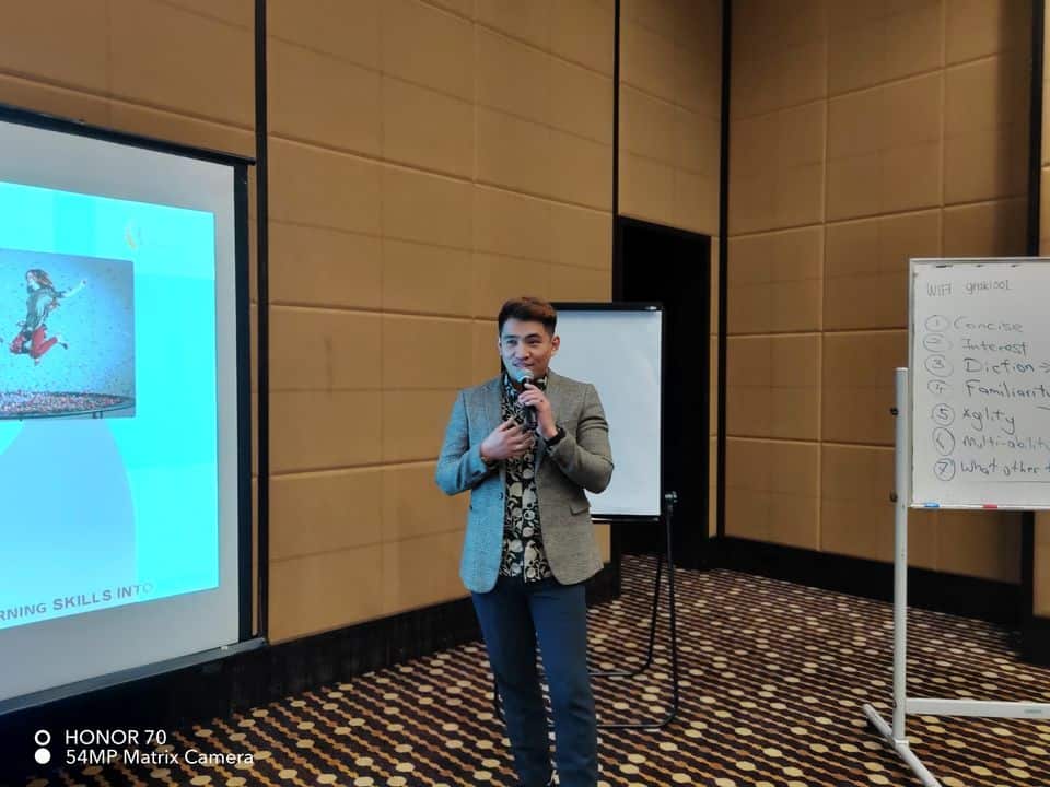 press release writing training